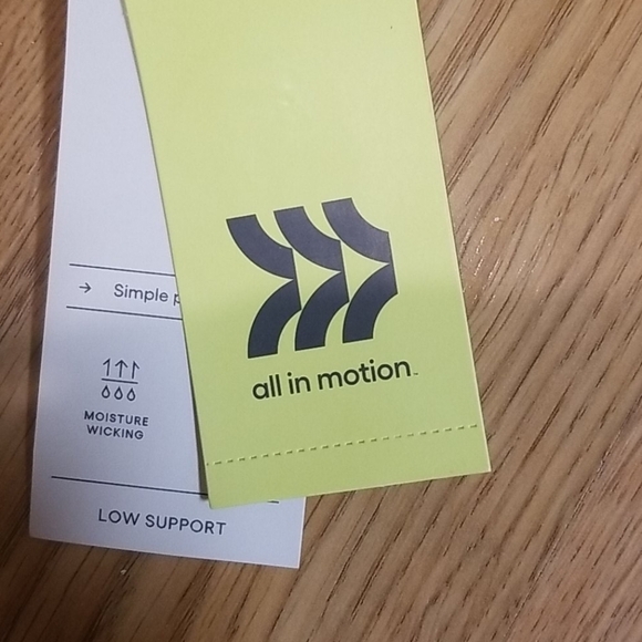 𝅺all In Motion Bra Pullover Low Impact Black Size Medium - Picture 8 of 9